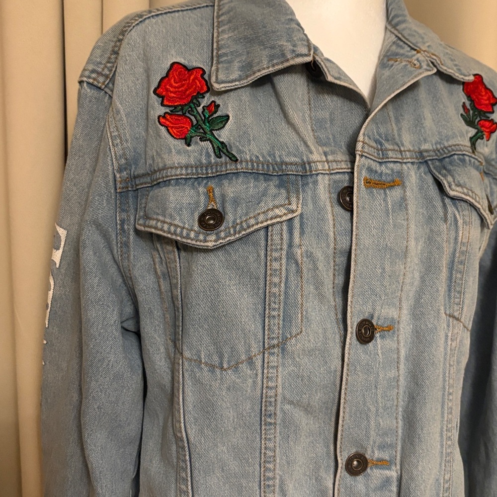 Brooklyn Cloth Light Blue Denim Jacket with Red Rose Embroidery M - Picture 6 of 9